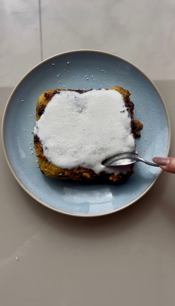 Bizcocho al microondas saludable en 5 minutos (con Golden Milk)